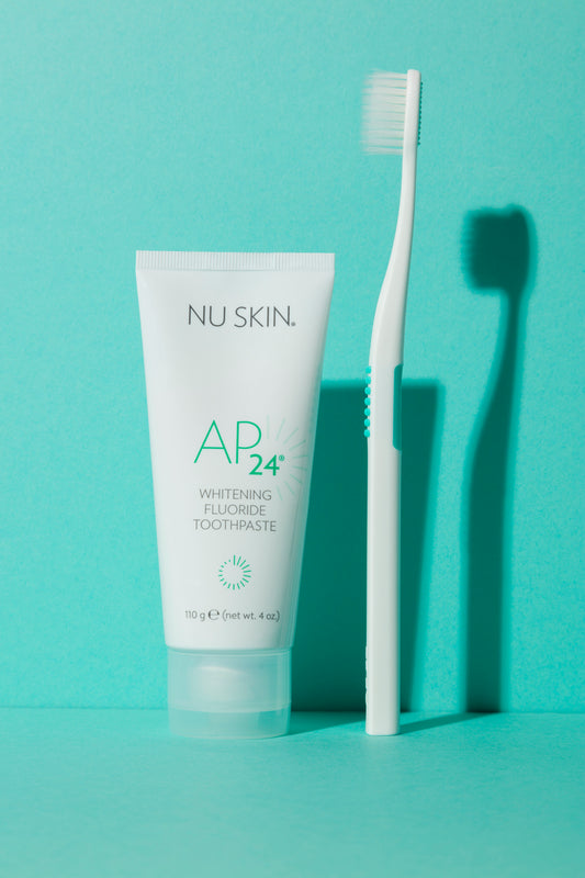 AP 24 Whitening Toothbrush (groen/wit)